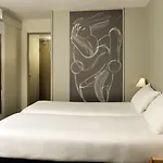 Ibis Отель 3*