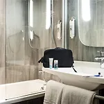 Ibis Отель 3*