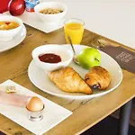 Ibis Nemours
