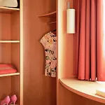 Ibis Hotel 3*