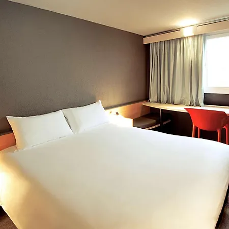 Ibis 3*