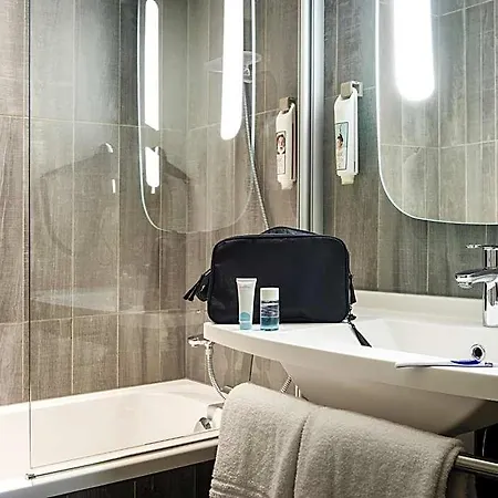 Ibis Hotel 3*