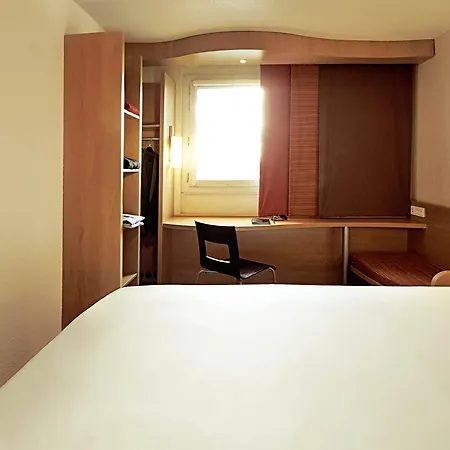 Hotel Ibis Nemours
