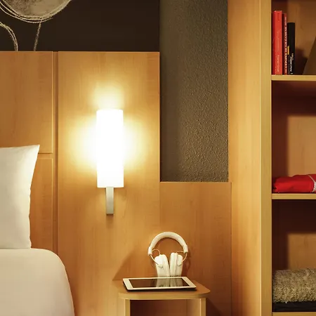 Ibis 3* Nemours